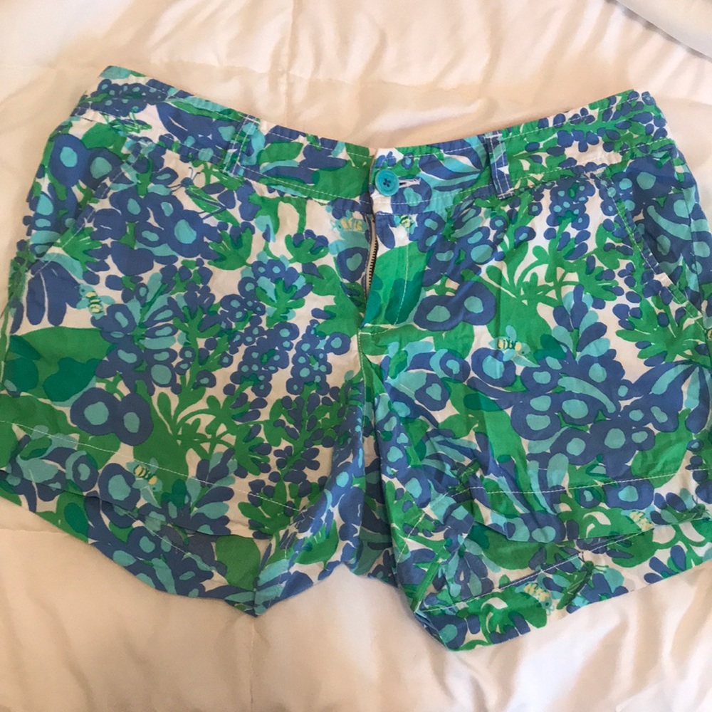 Lilly Pulitzer shorts size 10